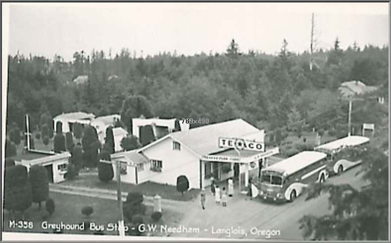  Langlois, Oregon Greyhound bus stop with two 743&#039;s parked at gas pumps